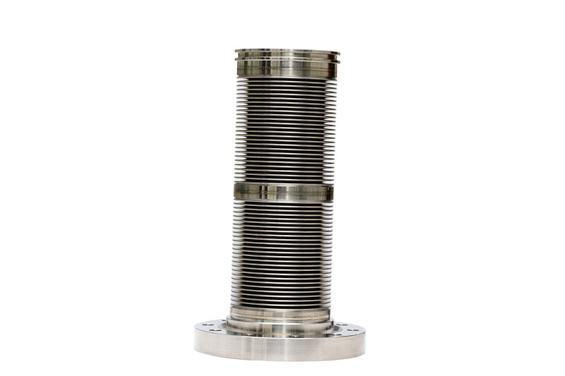 High and low pressure resistant axial sealing bellows