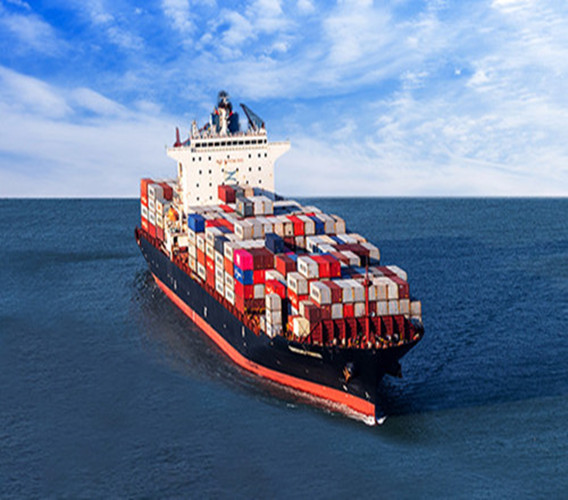 Solução de mangueira metálica em gasoduto de navio